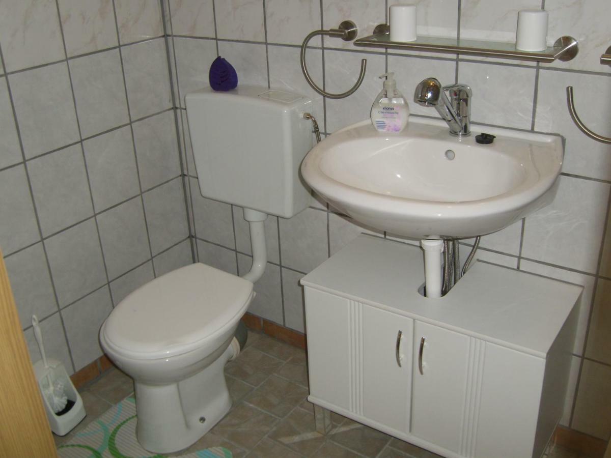 B & B Gross Methling Dargun Buitenkant foto